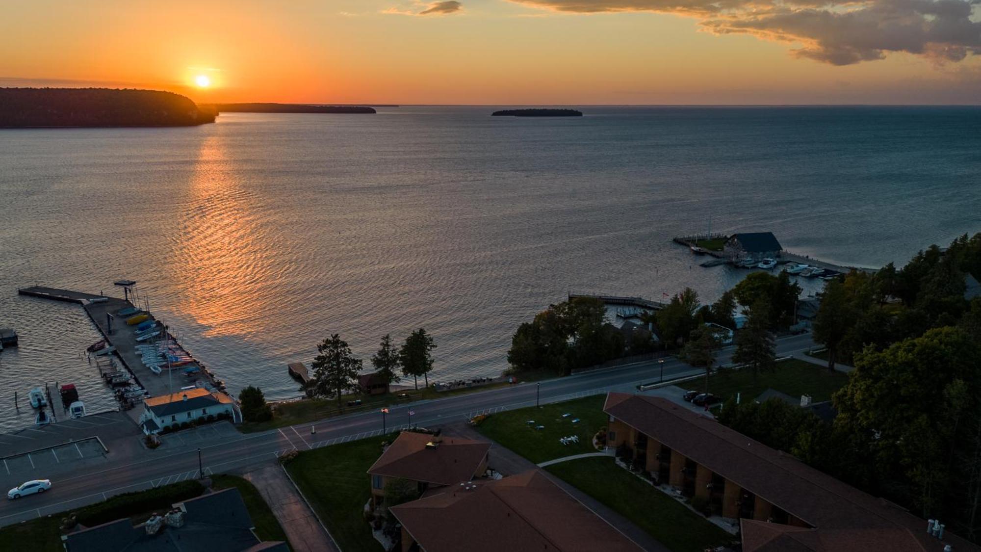 Pine Grove Resort エフライム エクステリア 写真